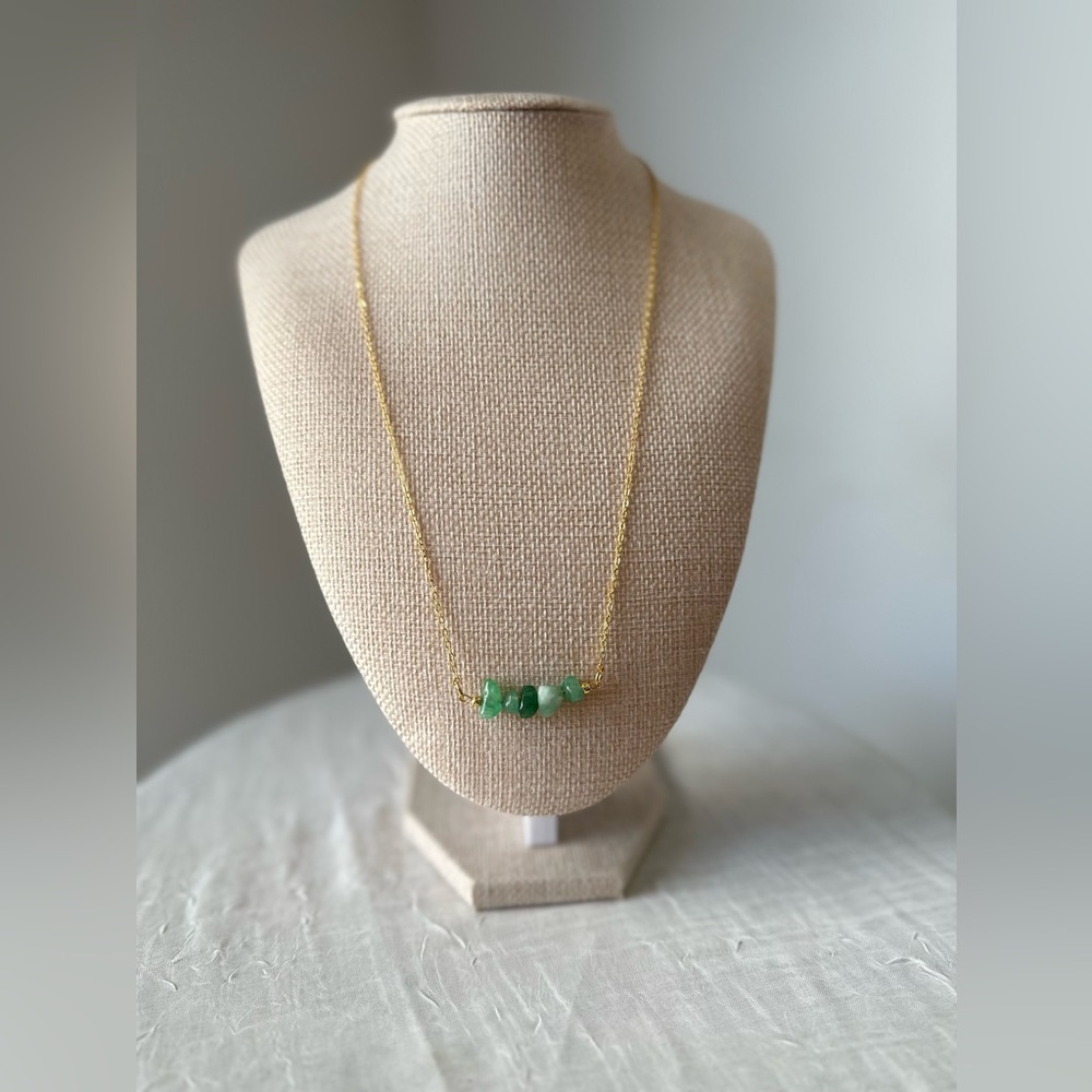 18K GOLD PLATED NECKLACE GREEN AVENTURINE PRECIOUS STONE PENDANT 18”